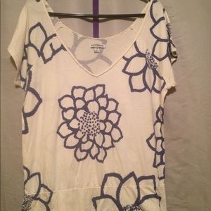 American Eagle Outfitters Floral Tee